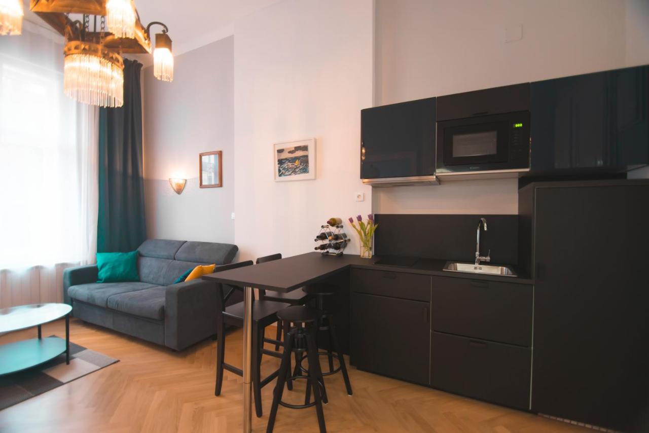 Stross Apartments Загреб Экстерьер фото
