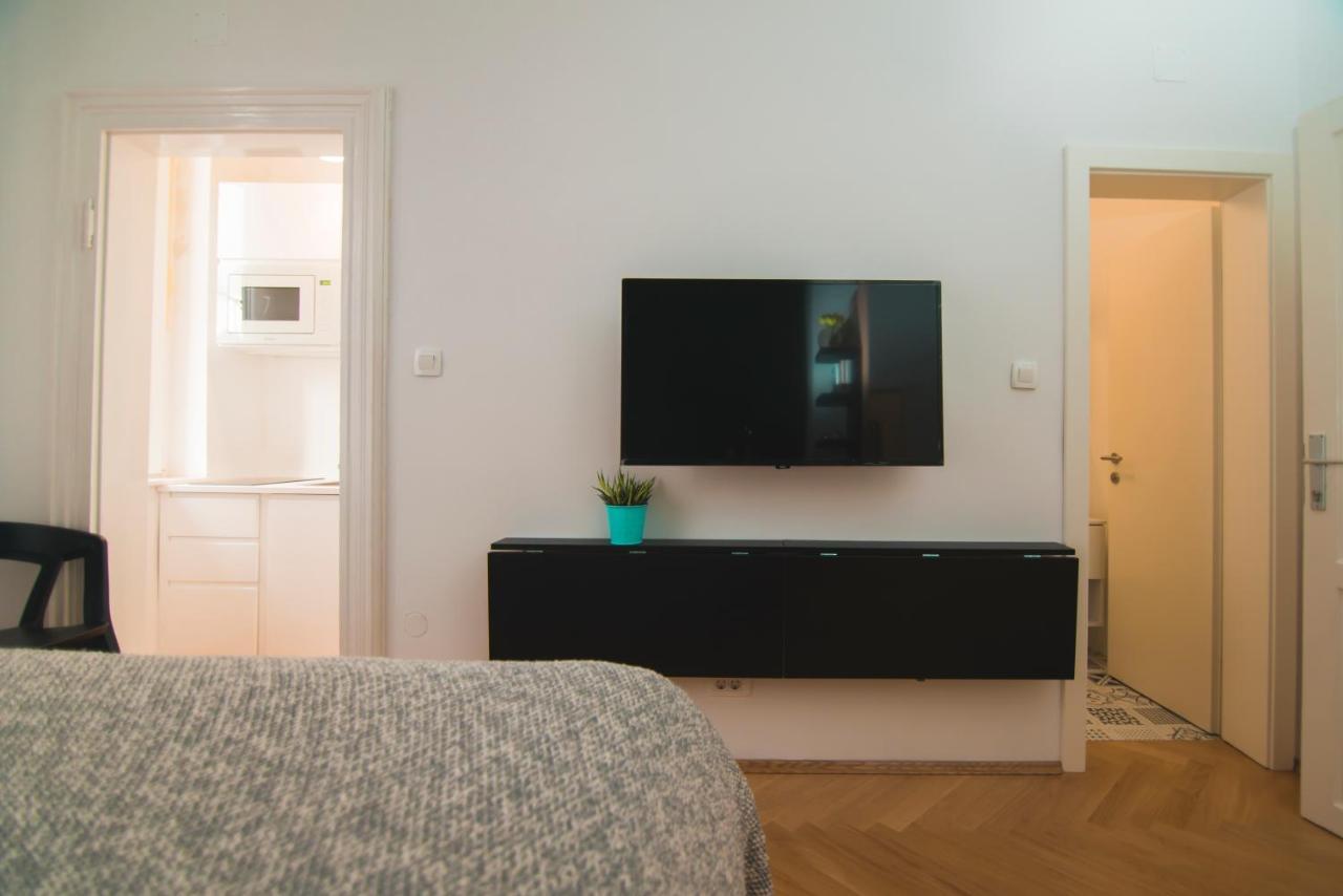 Stross Apartments Загреб Экстерьер фото