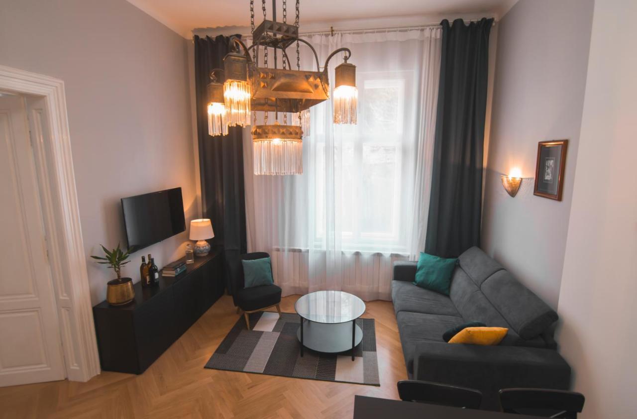 Stross Apartments Загреб Экстерьер фото